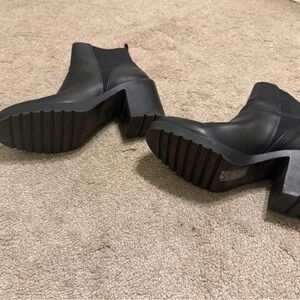 H&M Black Platform Chelsea Ankle Boots